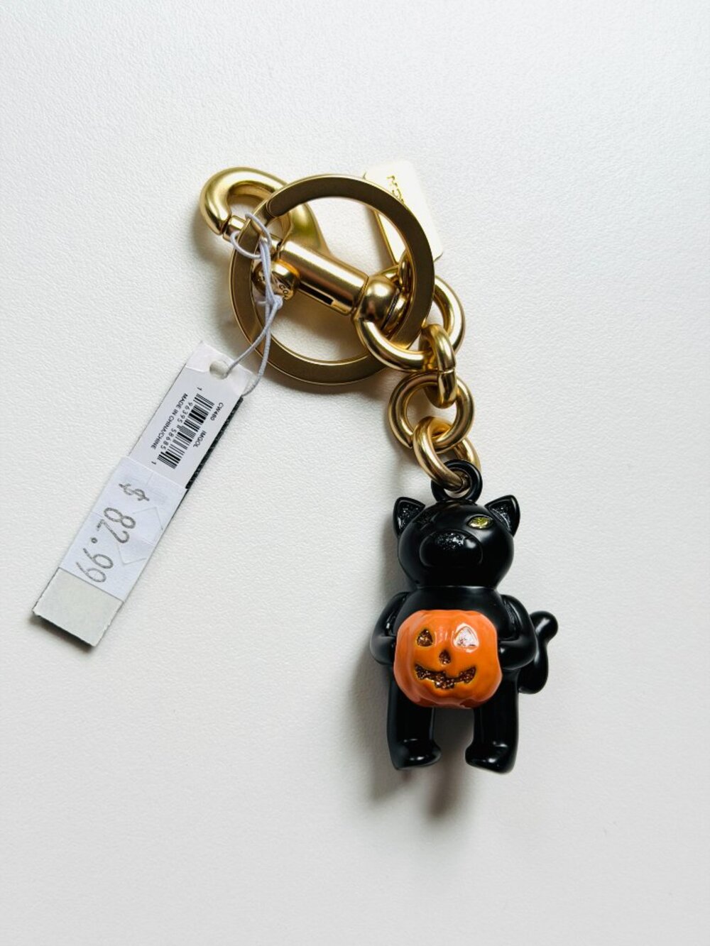 3975 COACH BEAR KEYCHAIN HALLOWEEN
